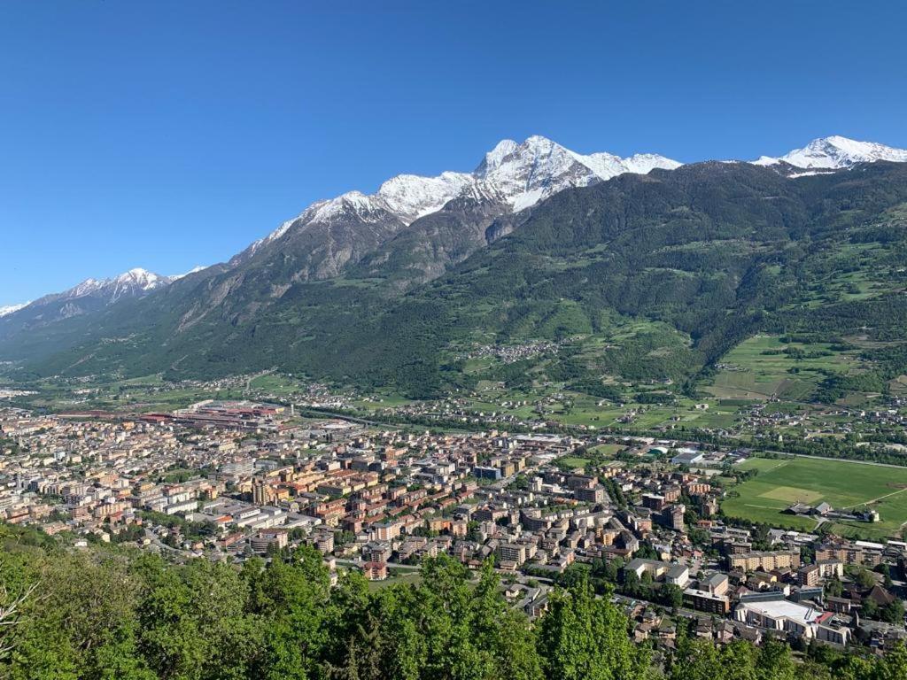 La Stanza Dei Segreti Hotel Aosta Eksteriør billede